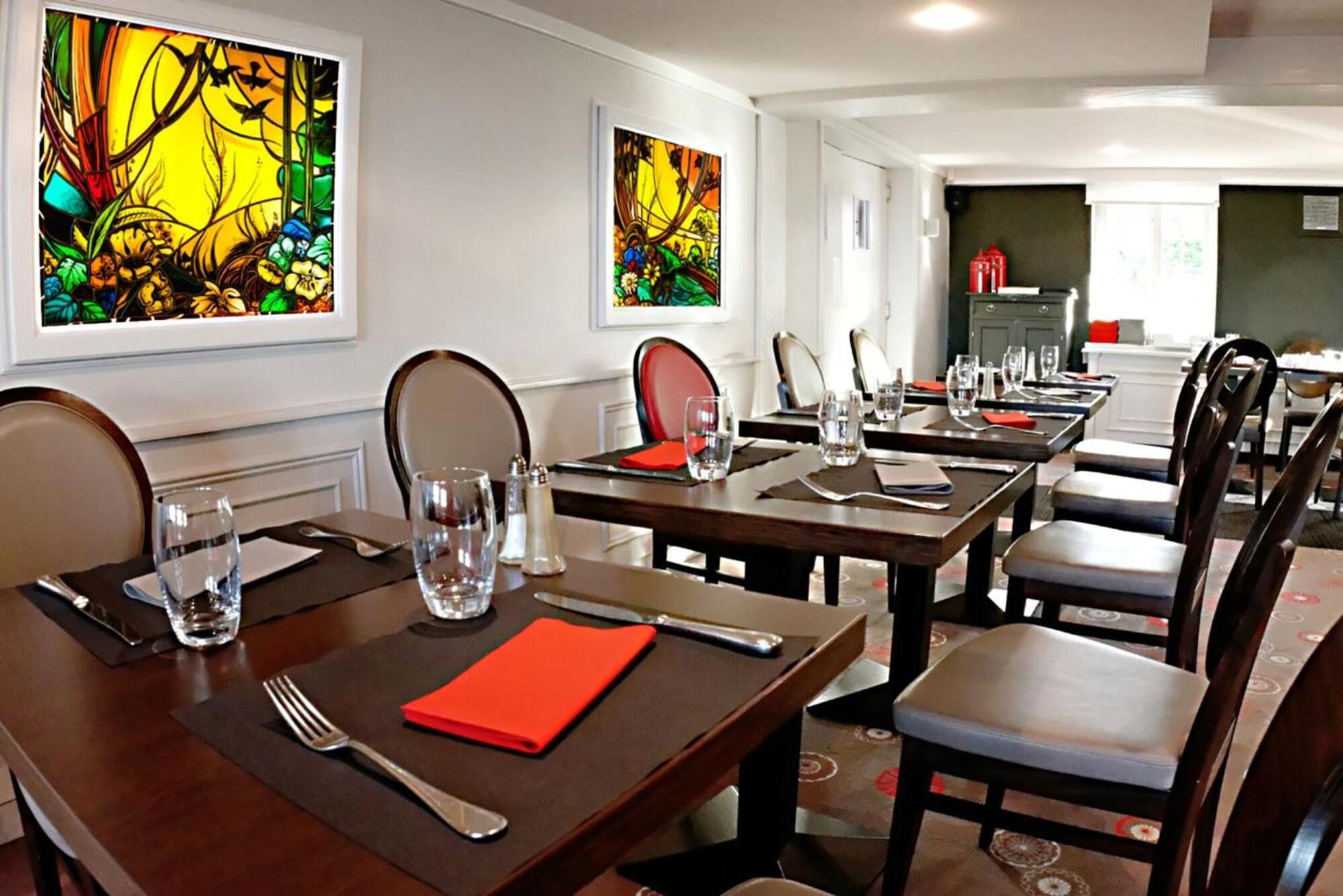 Le Manoir Hotel Orchies Екстериор снимка