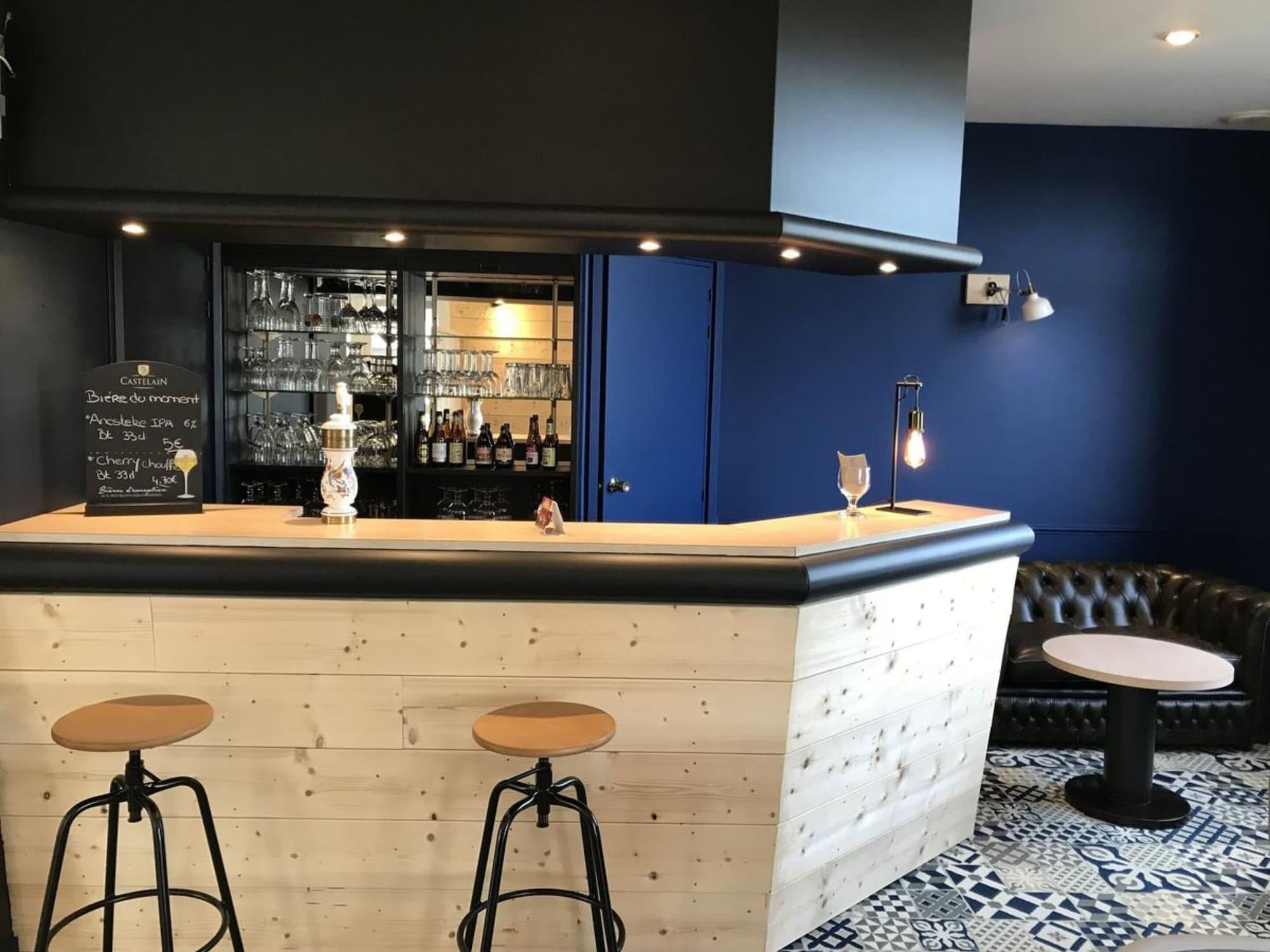 Le Manoir Hotel Orchies Екстериор снимка
